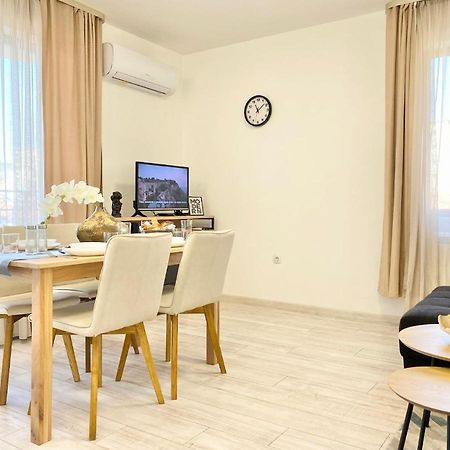 Central Apartment For 4 Guests Next To State Opera ستارا زاغورا المظهر الخارجي الصورة